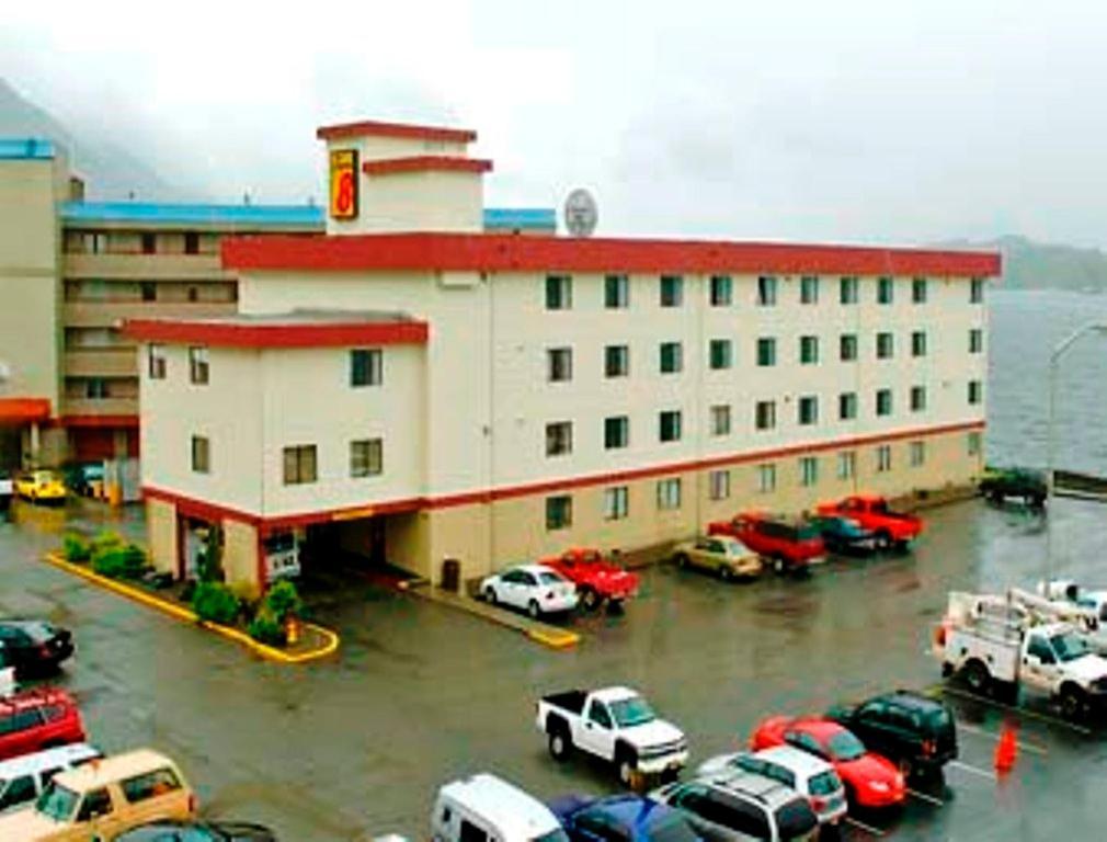 Super 8 By Wyndham Ketchikan Dış mekan fotoğraf