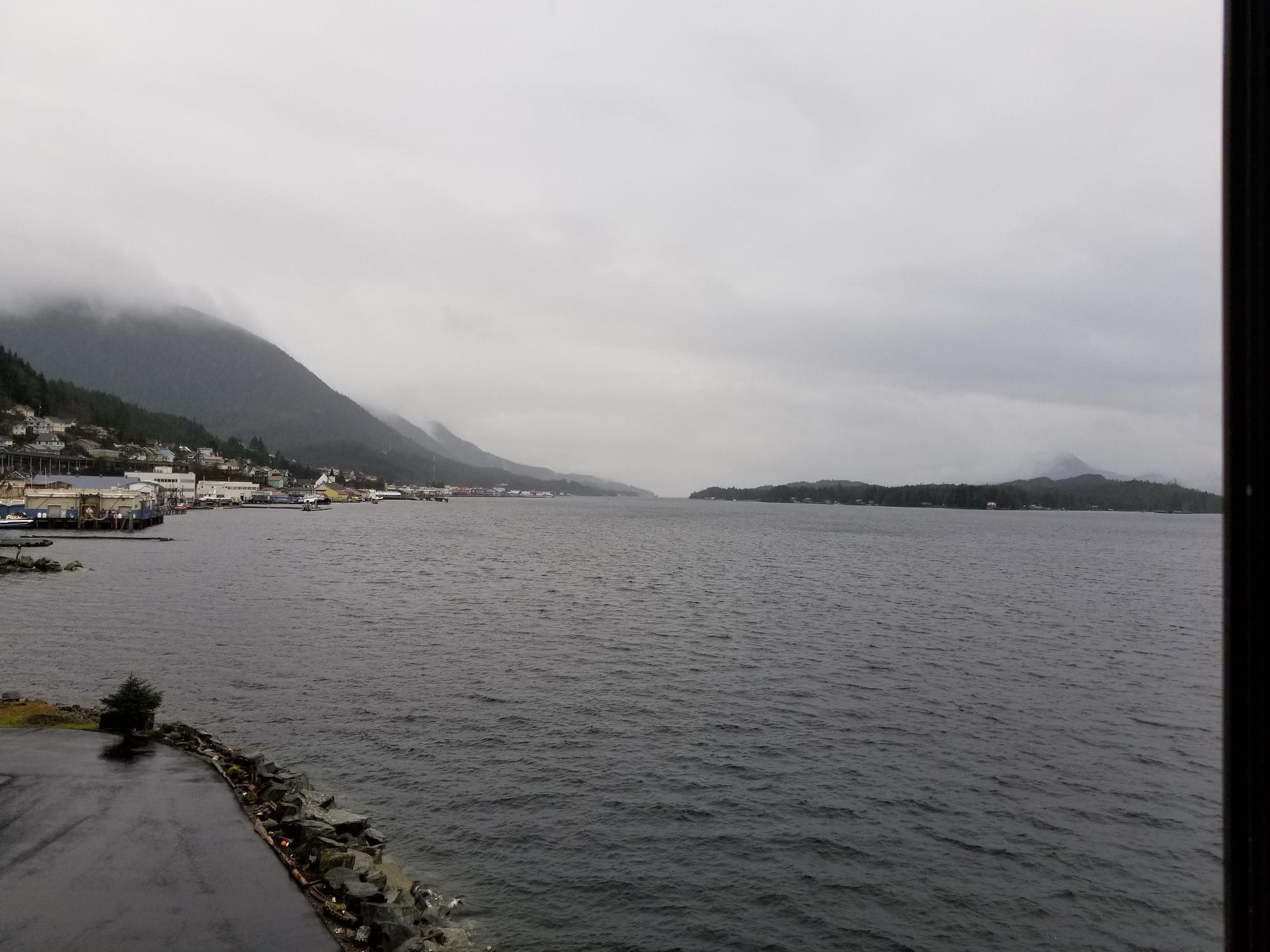 Super 8 By Wyndham Ketchikan Dış mekan fotoğraf