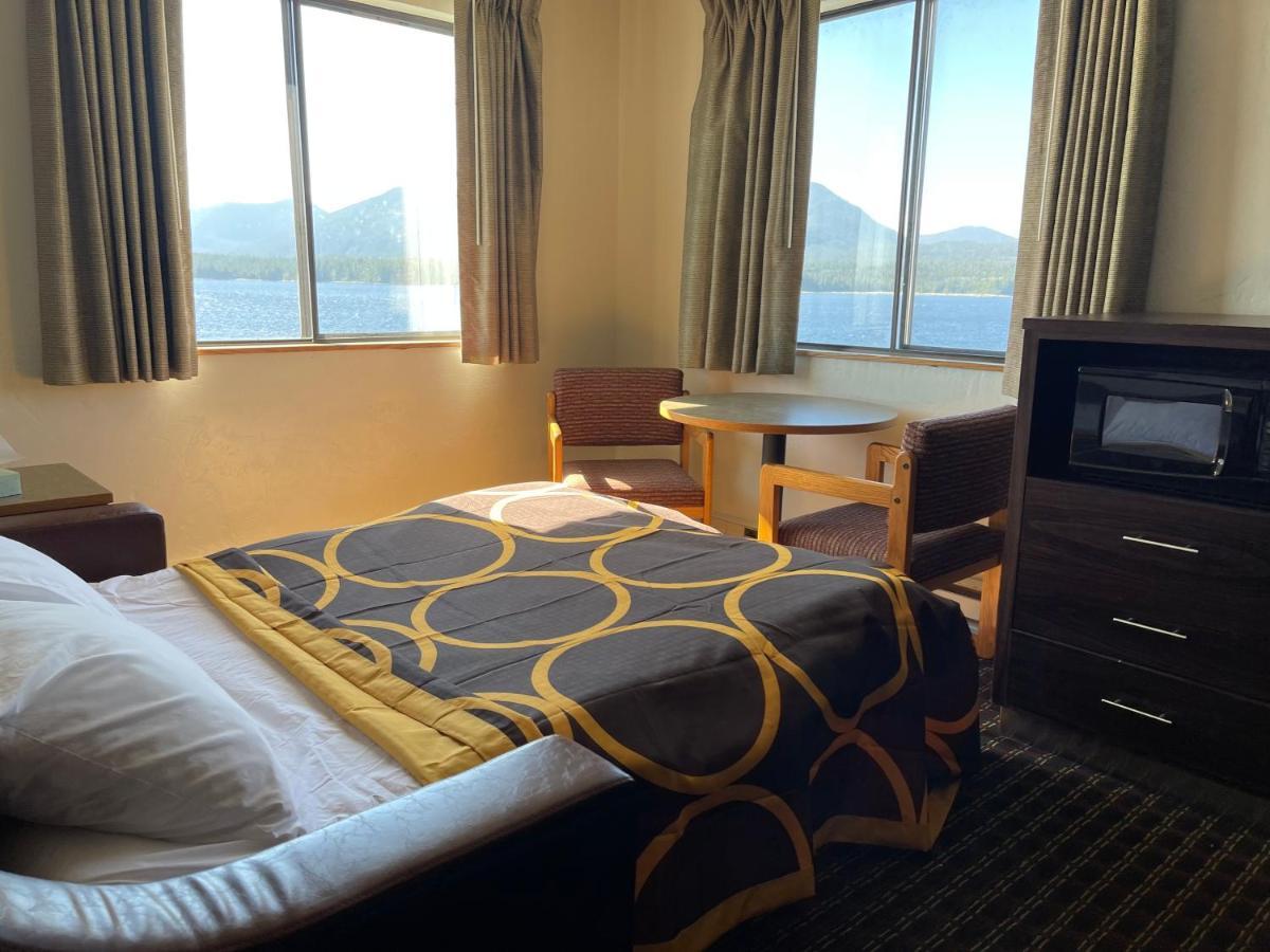 Super 8 By Wyndham Ketchikan Dış mekan fotoğraf