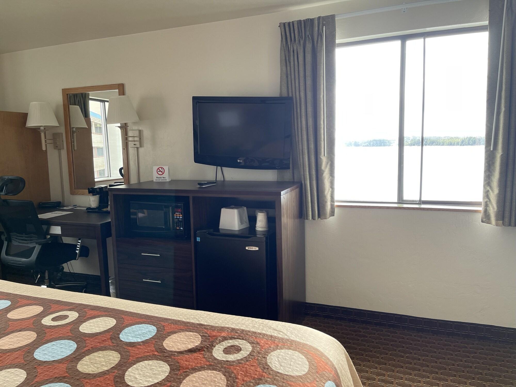 Super 8 By Wyndham Ketchikan Dış mekan fotoğraf