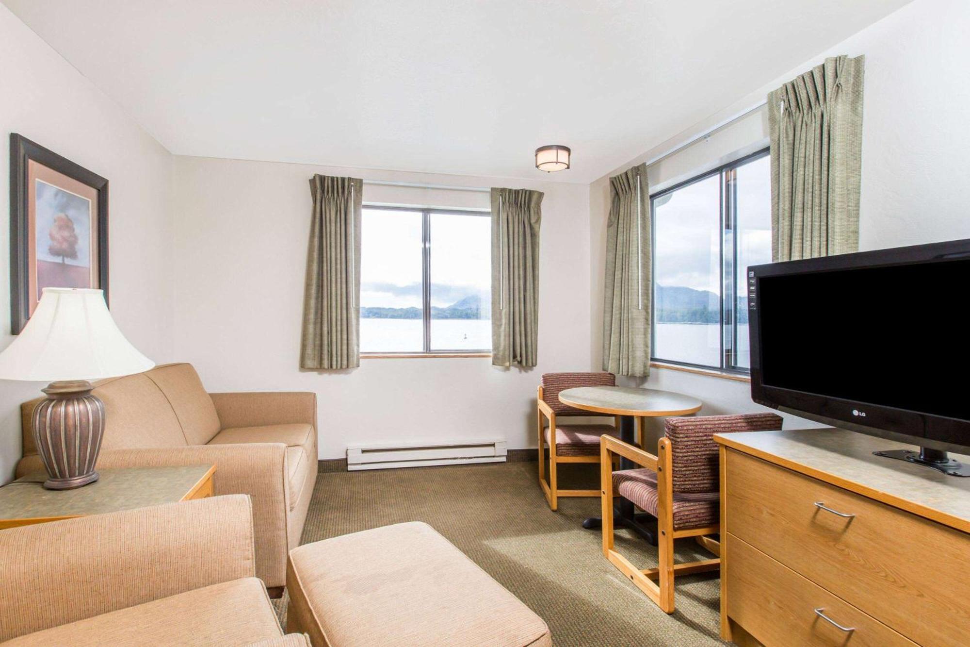 Super 8 By Wyndham Ketchikan Dış mekan fotoğraf